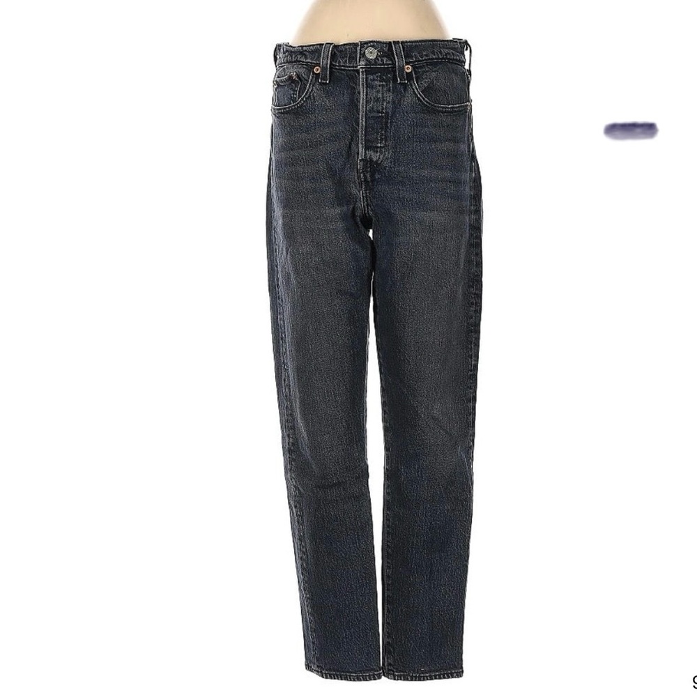 LEVI’S Straight Leg Wedgie Ladies Jeans Size 27